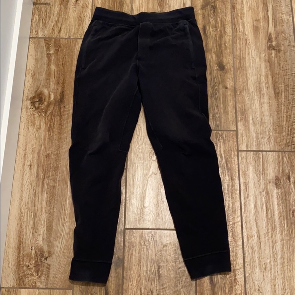 Lululemon License to Train Pant Size M